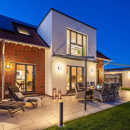 Semesterbostad Backstein Huus Fuer Familien, Gruppen Und Auszeit-liebende! *